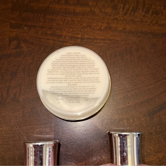 Valentines Rose Scented Body Bundle - NEW - Picture 5 of 5